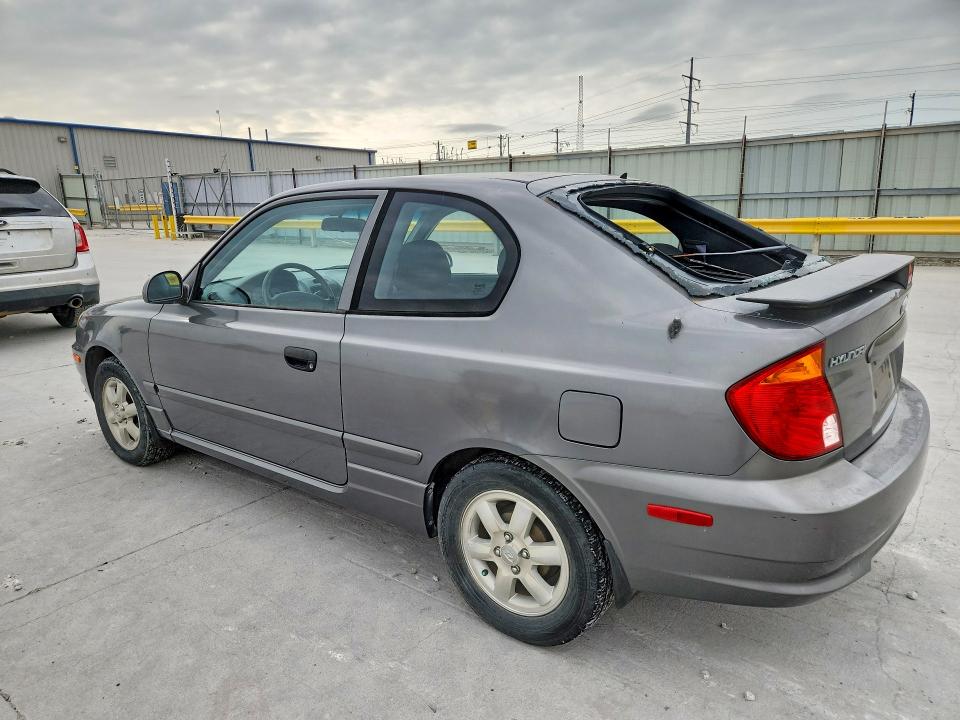52844316 :رقم المزاد ، KMHCG35C75U322188 vin ، 2005 Hyundai Accent مزاد بيع