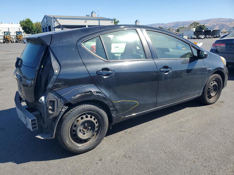52350356 :رقم المزاد ، JTDKDTB32E1572128 vin ، 2014 Toyota Prius C مزاد بيع