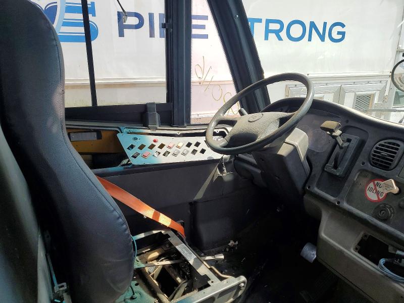 Продажа на аукционе авто 2011 Thomas Saf-t-liner C2, vin: 4UZABRDT0BCAX8883, номер лота: 51867746