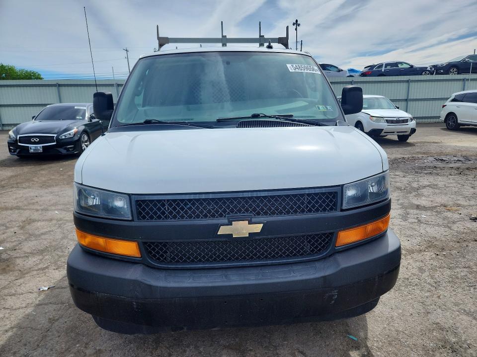 2021 Chevrolet Express G2500 მანქანა იყიდება აუქციონზე, vin: 1GCWGBFPXM1261884, აუქციონის ნომერი: 54859656