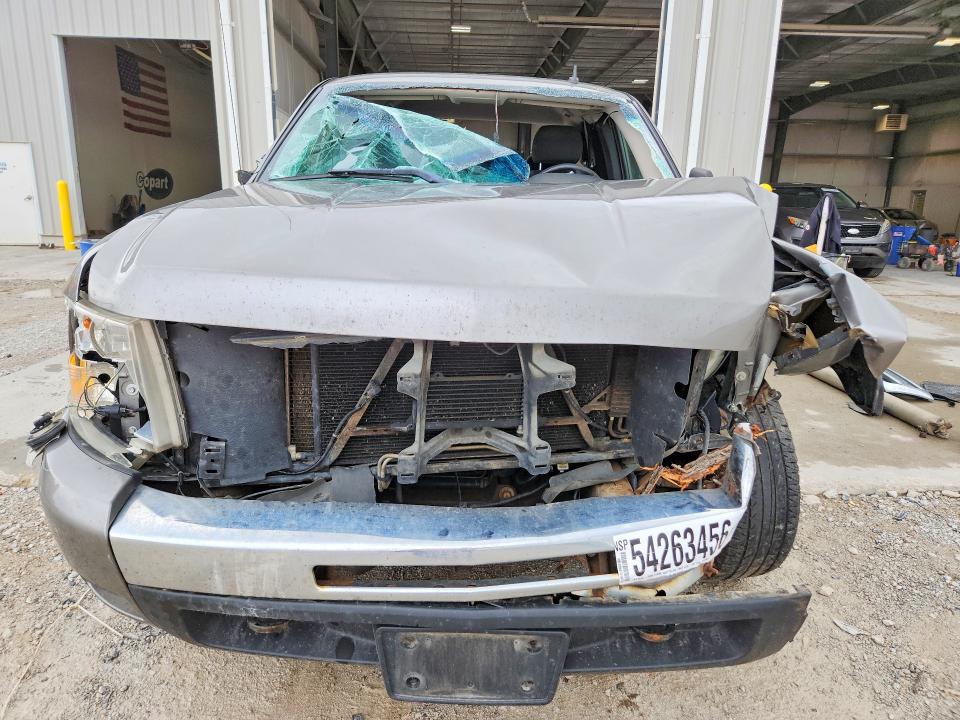 Продажа на аукционе авто 2009 Chevrolet Silverado, vin: 1GCEK29009Z196724, номер лота: 54263456