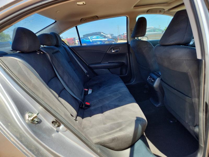 52151776 :رقم المزاد ، 1HGCR2F78HA211392 vin ، 2017 Honda Accord مزاد بيع