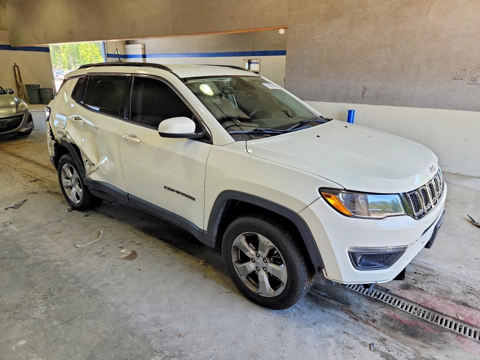 2018 Jeep Compass მანქანა იყიდება აუქციონზე, vin: 3C4NJDBB6JT270489, აუქციონის ნომერი: 53060496