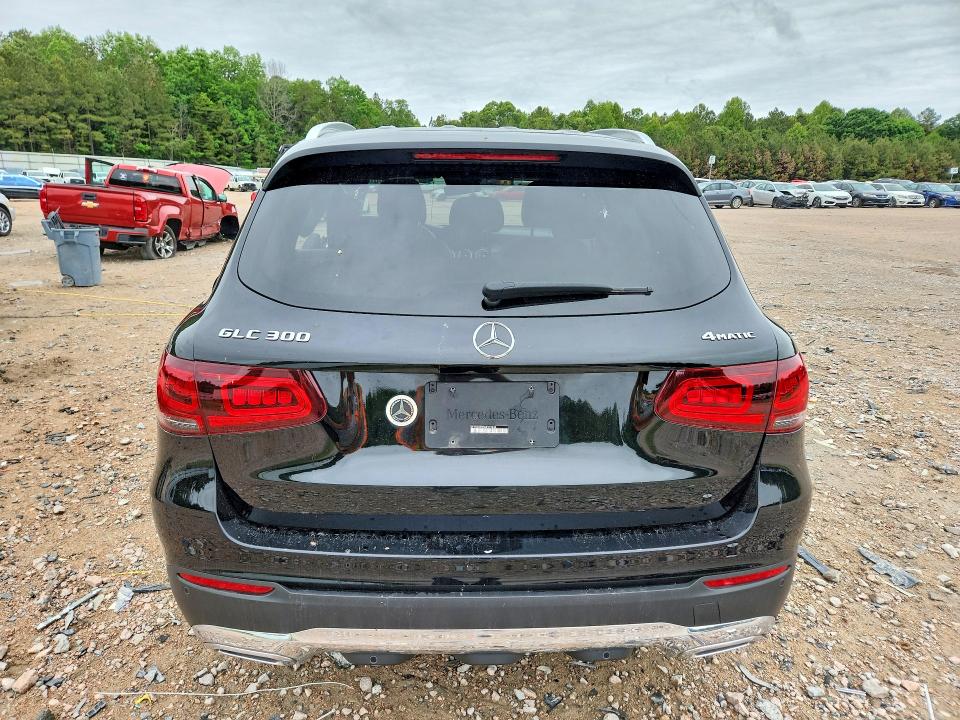 54625386 :رقم المزاد ، W1N0G8EB5MF972838 vin ، 2021 Mercedes-benz Glc مزاد بيع