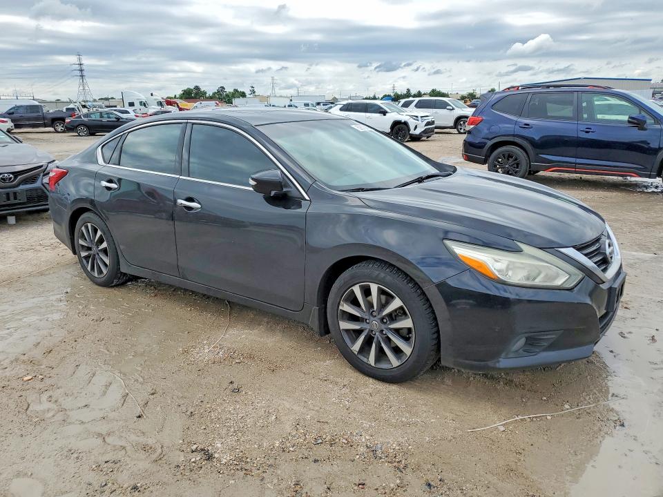 52670566 :رقم المزاد ، 1N4AL3AP5GC246419 vin ، 2016 Nissan Altima مزاد بيع