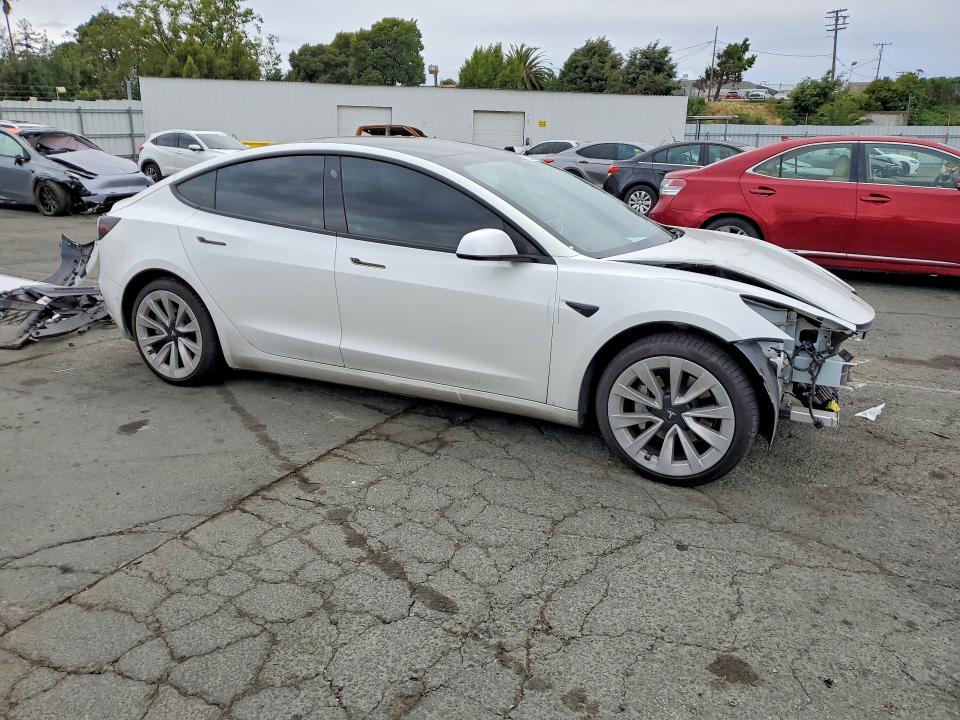 Продажа на аукционе авто 2021 Tesla Model 3, vin: 5YJ3E1EB2MF870547, номер лота: 52217736