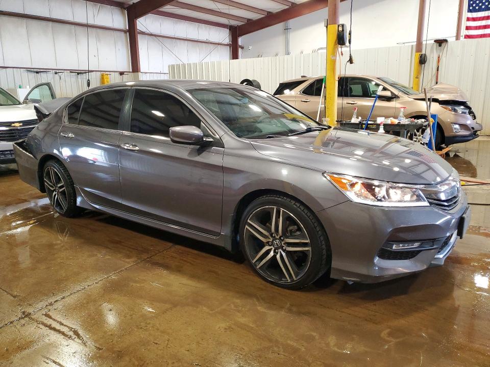 Продажа на аукционе авто 2017 Honda Accord, vin: 1HGCR2F53HA222721, номер лота: 54813816