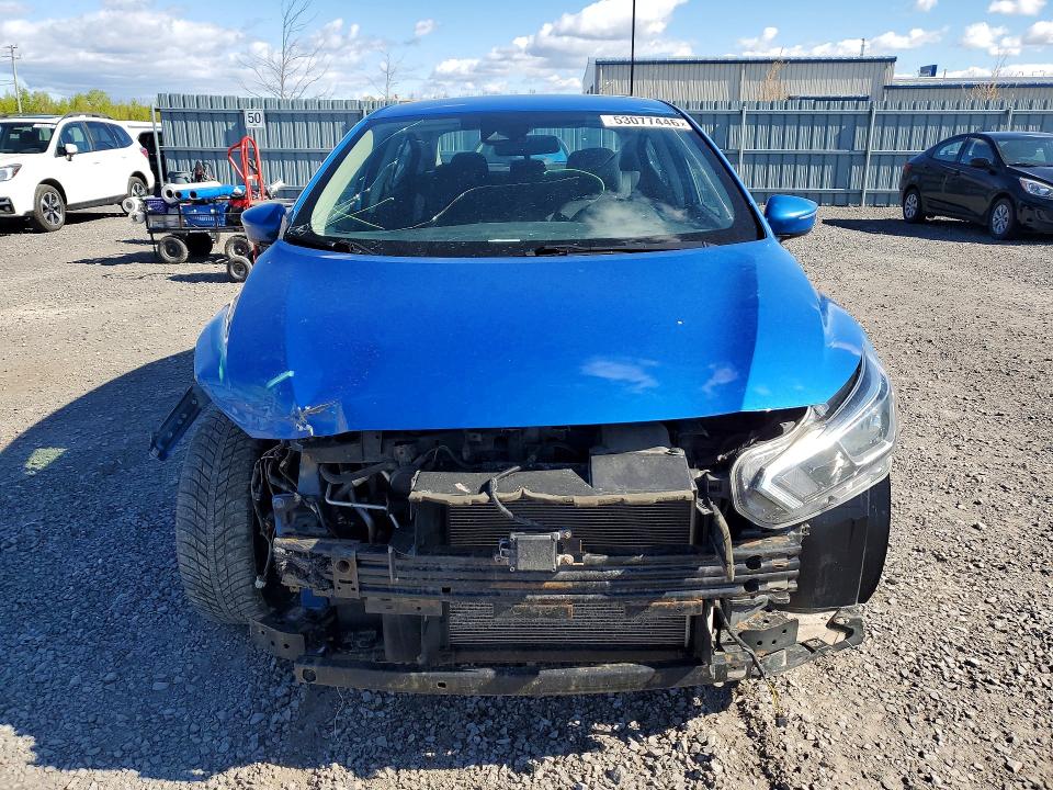 53077446 :رقم المزاد ، 3N1CN8EV4ML828226 vin ، 2021 Nissan Versa مزاد بيع