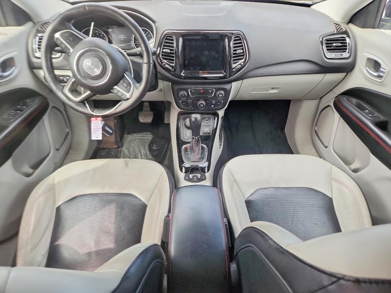 54239316 :رقم المزاد ، 3C4NJDCB1JT140697 vin ، 2018 Jeep Compass مزاد بيع