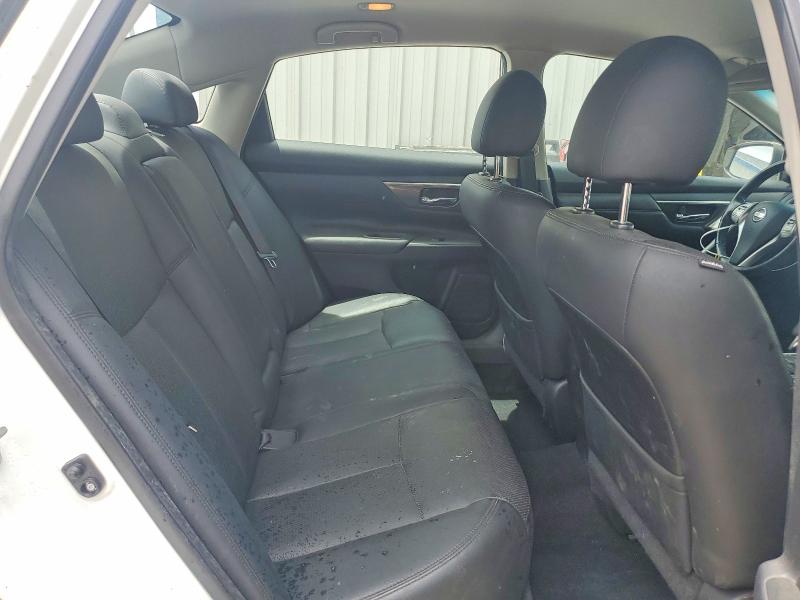 54154186 :رقم المزاد ، 1N4AL3APXFN400139 vin ، 2015 Nissan Altima مزاد بيع