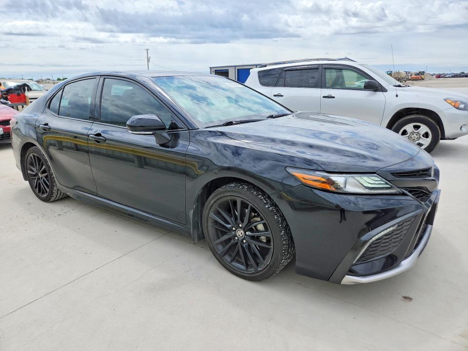 2022 Toyota Camry მანქანა იყიდება აუქციონზე, vin: 4T1K61AK9NU034768, აუქციონის ნომერი: 51901846