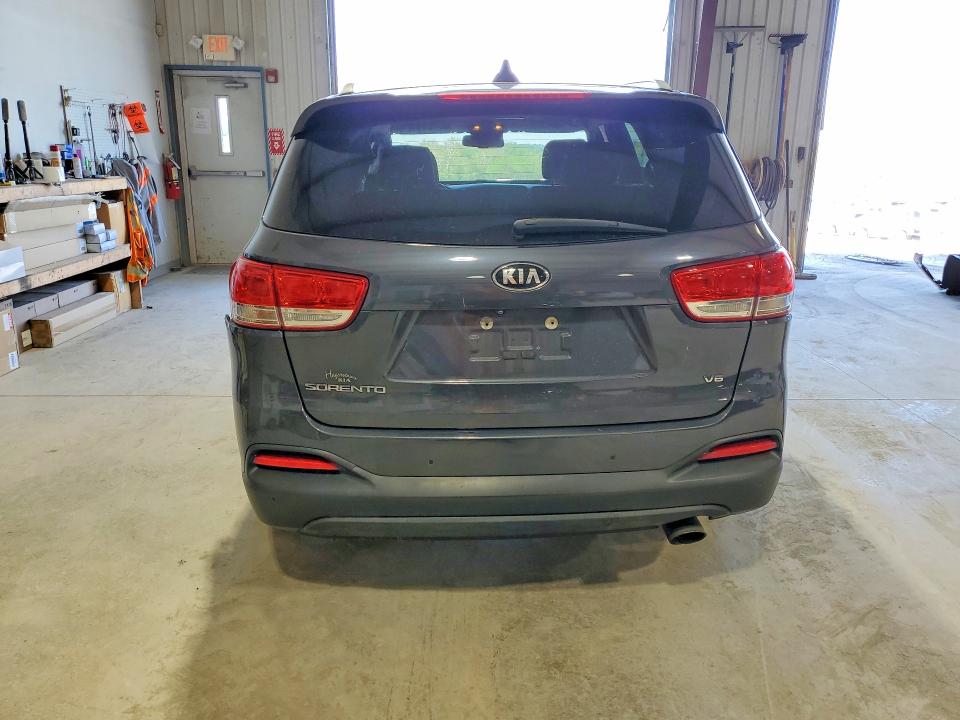 53430176 :رقم المزاد ، 5XYPGDA53HG307468 vin ، 2017 Kia Sorento مزاد بيع
