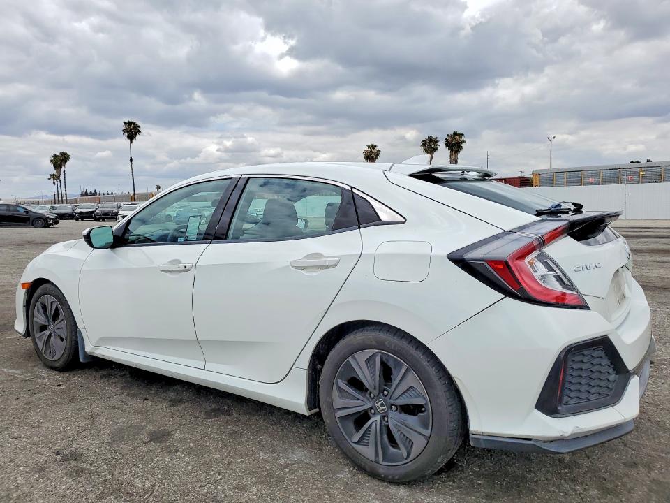 55530016 :رقم المزاد ، SHHFK7H54JU413330 vin ، 2018 Honda Civic مزاد بيع