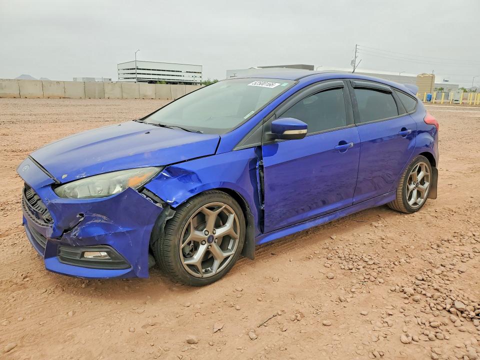 2015 Ford Focus მანქანა იყიდება აუქციონზე, vin: 1FADP3L91FL315217, აუქციონის ნომერი: 52500166