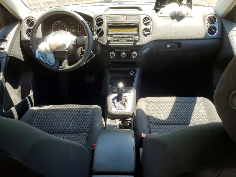 54720206 :رقم المزاد ، WVGBV7AX2BW513034 vin ، 2011 Volkswagen Tiguan مزاد بيع