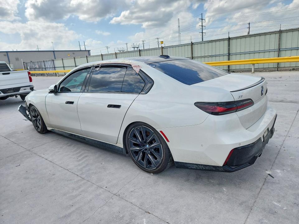 53992716 :رقم المزاد ، WBY53EJ07PCL81006 vin ، 2023 Bmw I7 مزاد بيع