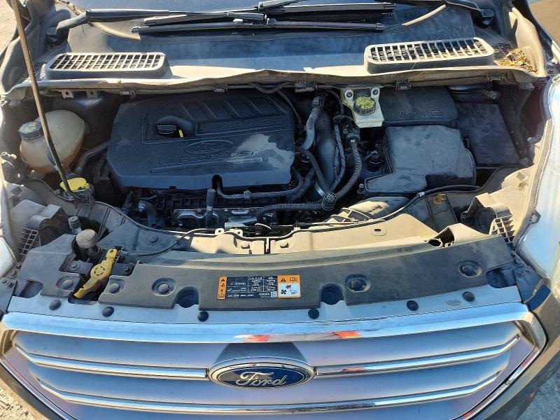 53468576 :رقم المزاد ، 1FMCU0GD6HUF08466 vin ، 2017 Ford Escape مزاد بيع