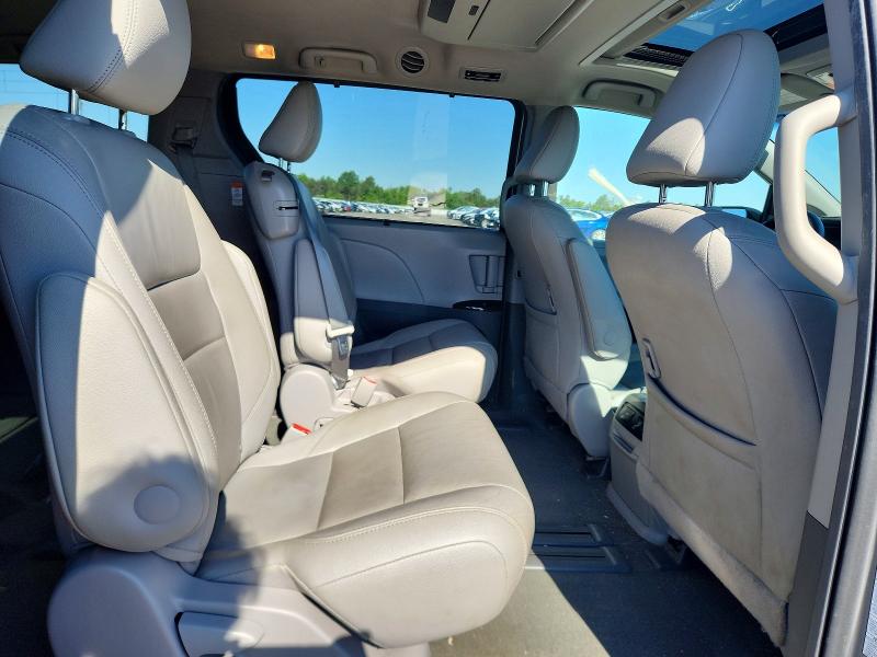 53195176 :رقم المزاد ، 5TDYK3DC6FS635877 vin ، 2015 Toyota Sienna مزاد بيع