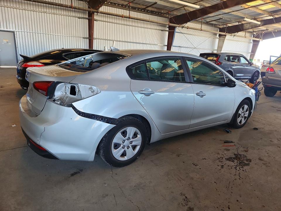 Auction sale of the 2017 Kia Forte, vin: 3KPFL4A70HE039453, lot number: 52091866