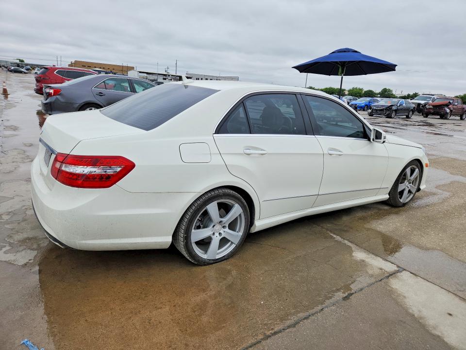52475816 :رقم المزاد ، WDDHF5GB6BA417678 vin ، 2011 Mercedes-benz E مزاد بيع
