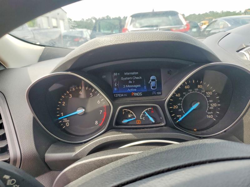 2017 Ford Escape მანქანა იყიდება აუქციონზე, vin: 1FMCU0GD2HUB72900, აუქციონის ნომერი: 55505546