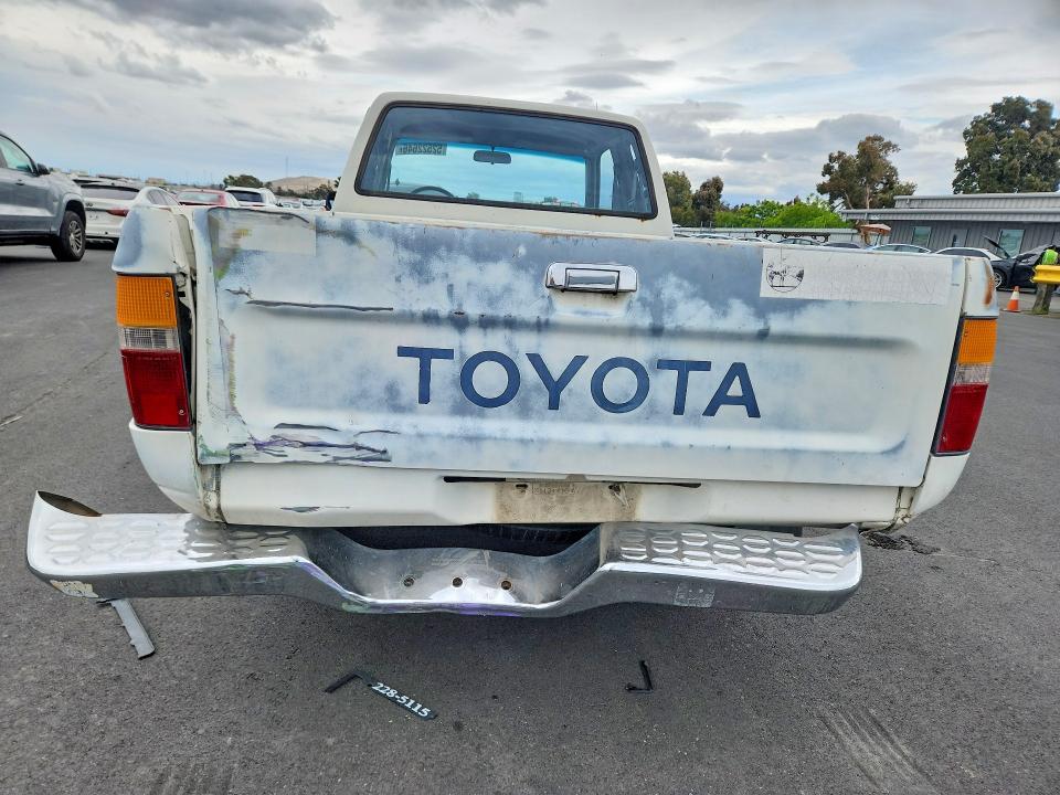 1989 Toyota Pickup მანქანა იყიდება აუქციონზე, vin: JT4RN93P5K5007490, აუქციონის ნომერი: 52522646