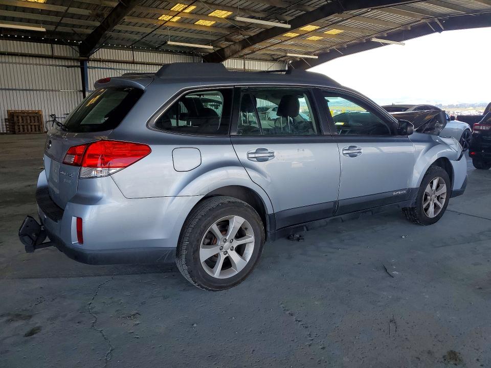 2014 Subaru Outback მანქანა იყიდება აუქციონზე, vin: 4S4BRBAC3E3260672, აუქციონის ნომერი: 55245436