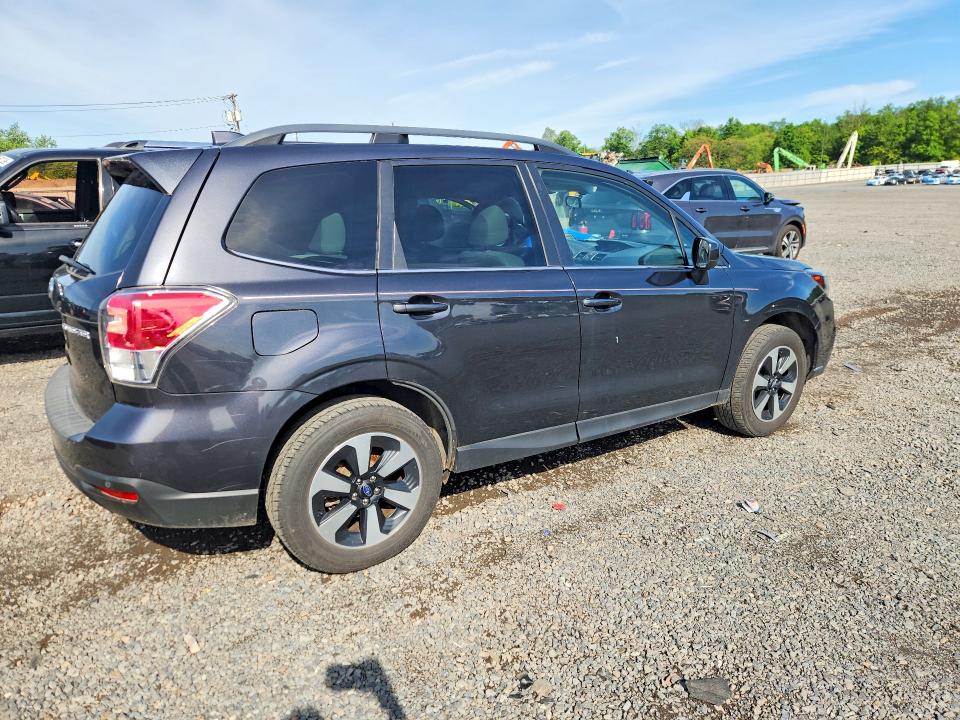 2018 Subaru Forester მანქანა იყიდება აუქციონზე, vin: JF2SJARC8JH425141, აუქციონის ნომერი: 54773316