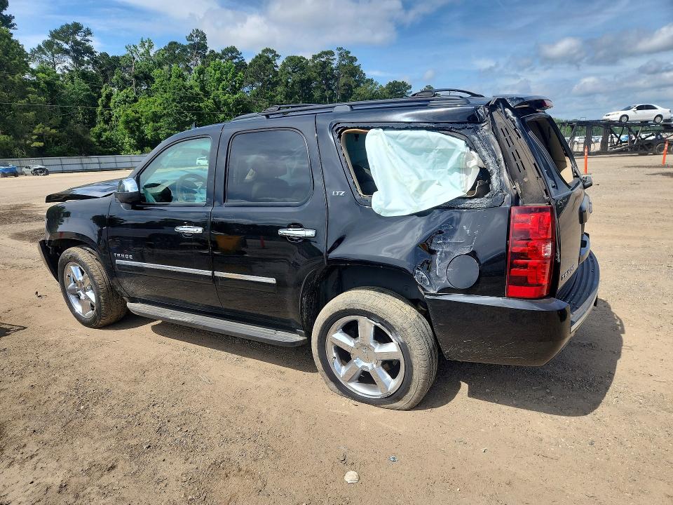 2013 Chevrolet Tahoe მანქანა იყიდება აუქციონზე, vin: 1GNSCCE01DR253296, აუქციონის ნომერი: 52604836