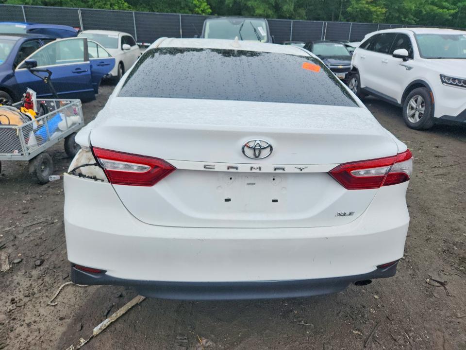 55253776 :رقم المزاد ، 4T1B11HK9KU767791 vin ، 2019 Toyota Camry مزاد بيع