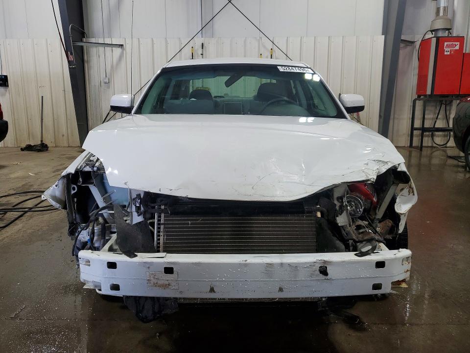 2005 Ford Five Hundred მანქანა იყიდება აუქციონზე, vin: 1FAFP23105G177447, აუქციონის ნომერი: 52847496