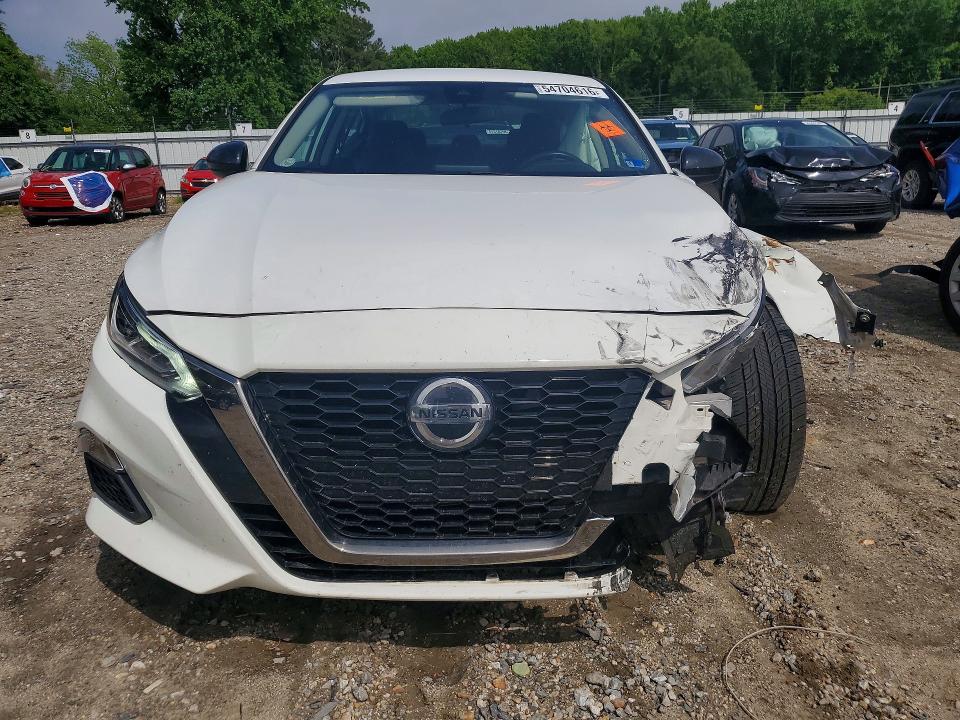 54704616 :رقم المزاد ، 1N4BL4CV5NN300535 vin ، 2022 Nissan Altima مزاد بيع