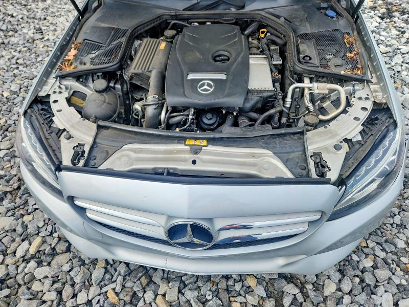 52845966 :رقم المزاد ، 55SWF4JB8HU188603 vin ، 2017 Mercedes-benz C مزاد بيع