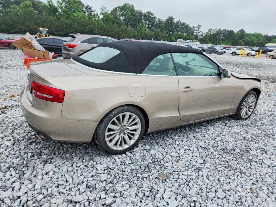 54605656 :رقم المزاد ، WAUVFAFH8BN013007 vin ، 2010 Audi A5 مزاد بيع