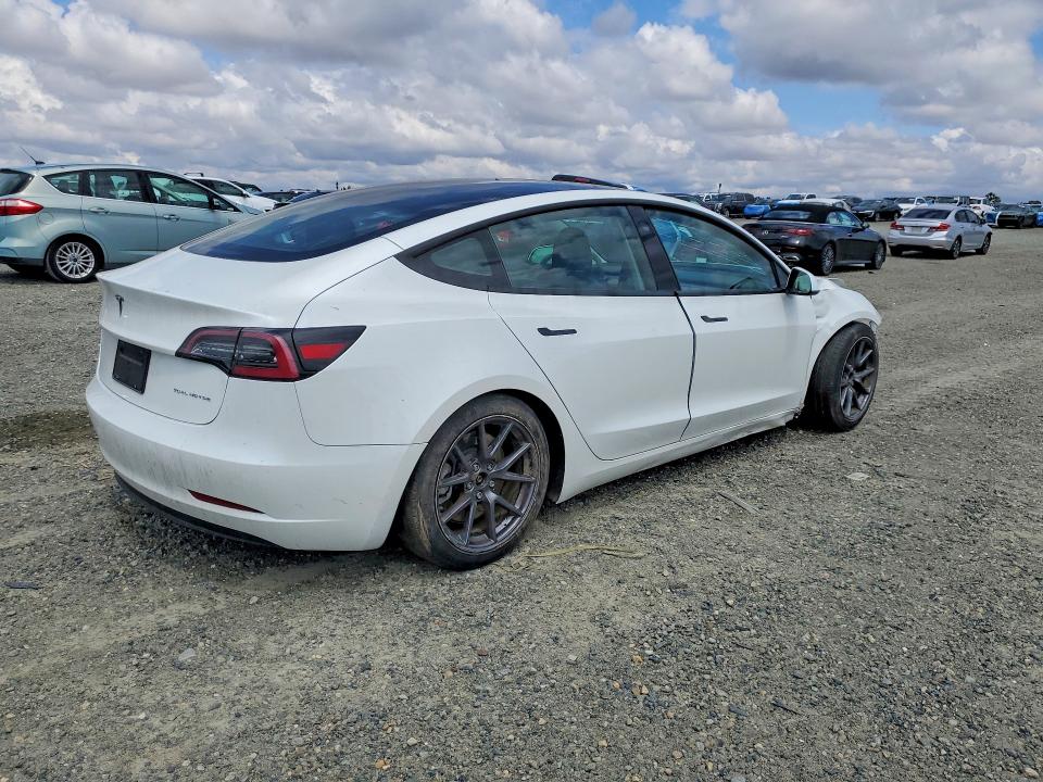 52937056 :رقم المزاد ، 5YJ3E1EAXPF570850 vin ، 2023 Tesla Model 3 مزاد بيع