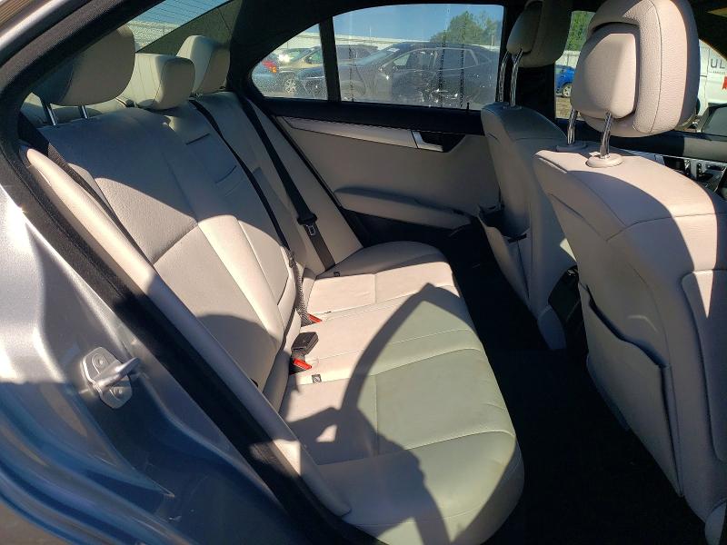 Продаж на аукціоні авто 2013 Mercedes-benz C, vin: WDDGF4HB3DA848762, номер лоту: 53052076