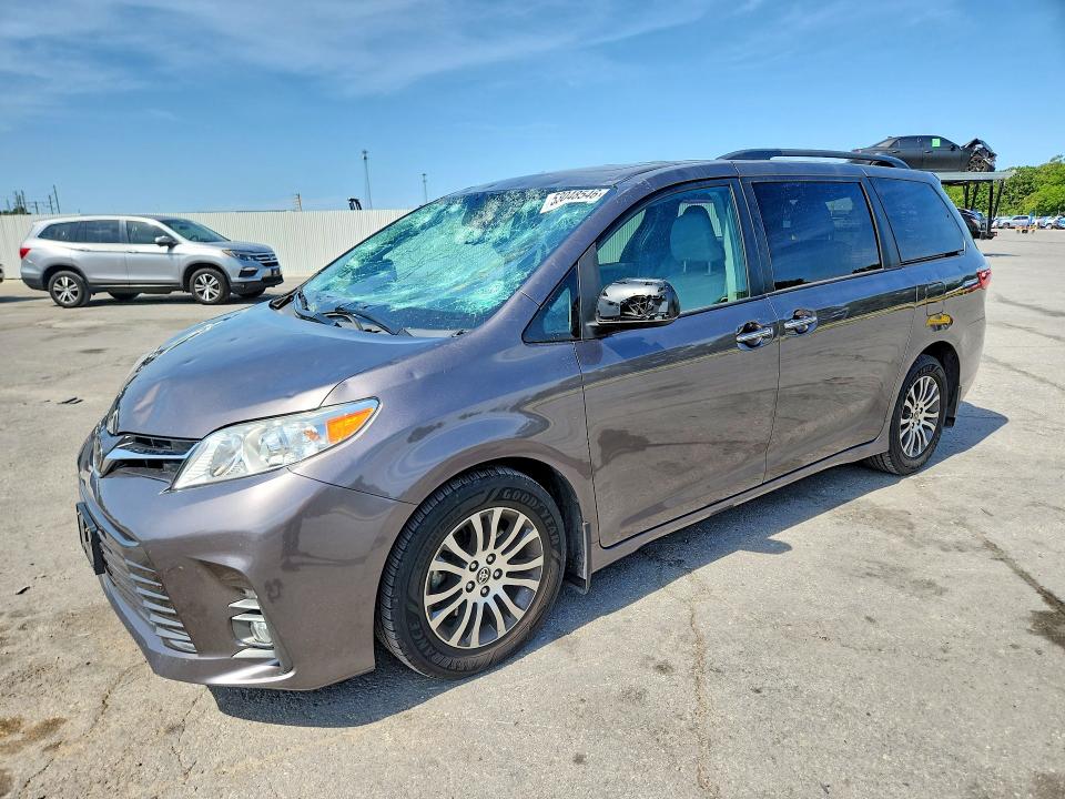53048546 :رقم المزاد ، 5TDYZ3DC0LS075345 vin ، 2020 Toyota Sienna مزاد بيع