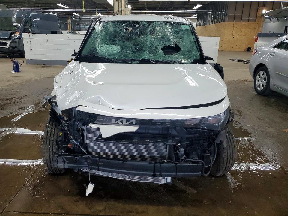 52022966 :رقم المزاد ، KNDJ23AU6S7261421 vin ، 2025 Kia Soul مزاد بيع