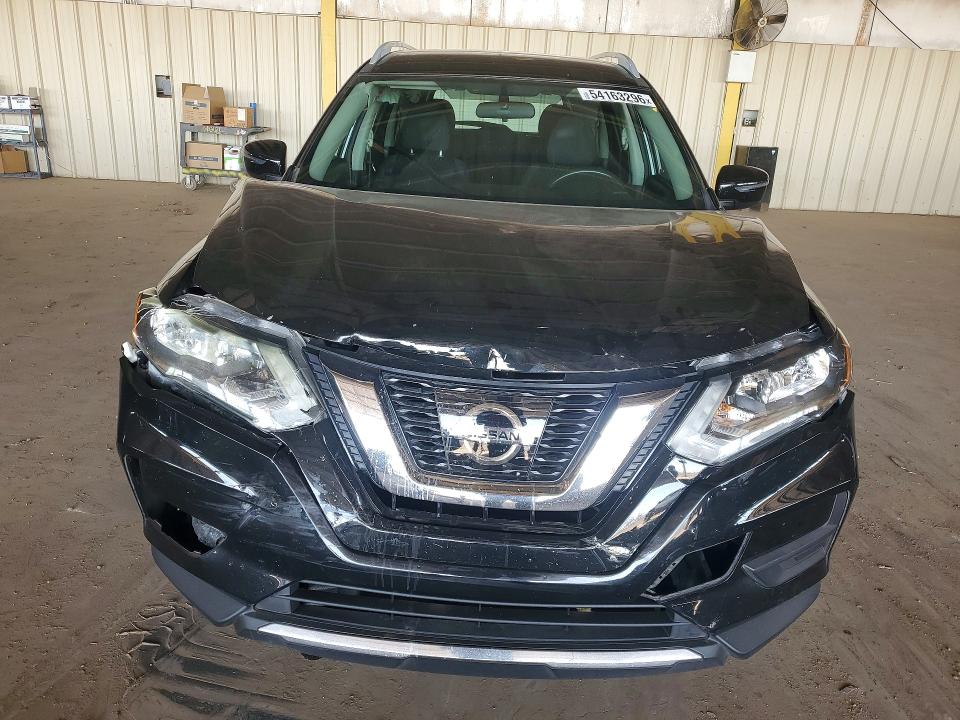 54163296 :رقم المزاد ، 5N1AT2MT0HC815431 vin ، 2017 Nissan Rogue مزاد بيع