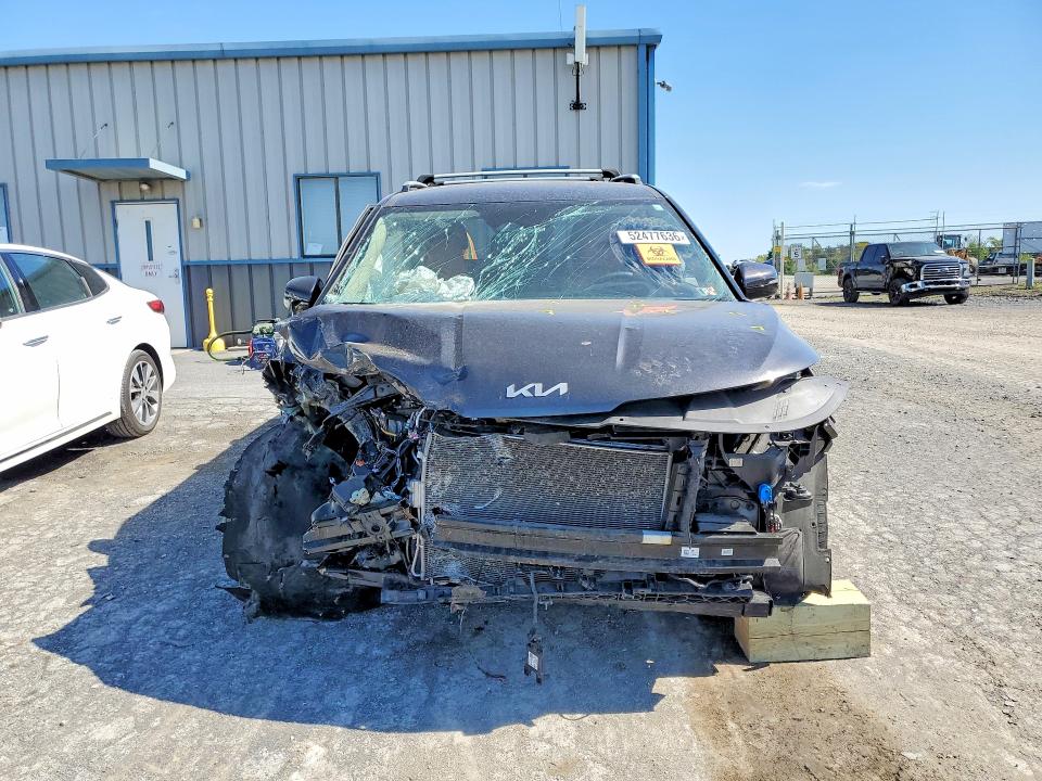 2023 Kia Carnival მანქანა იყიდება აუქციონზე, vin: KNDNE5H32P6291921, აუქციონის ნომერი: 52477636