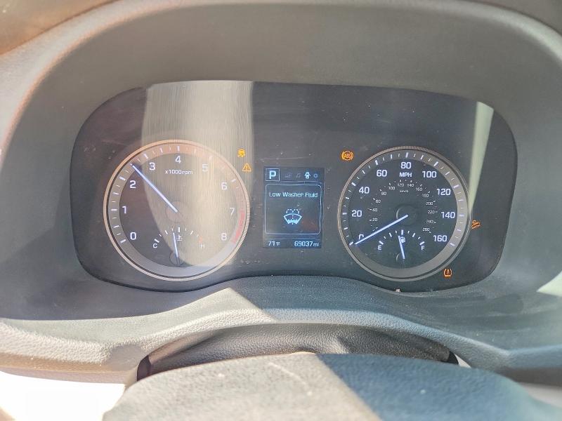 54104836 :رقم المزاد ، KM8J23A40HU407429 vin ، 2017 Hyundai Tucson مزاد بيع