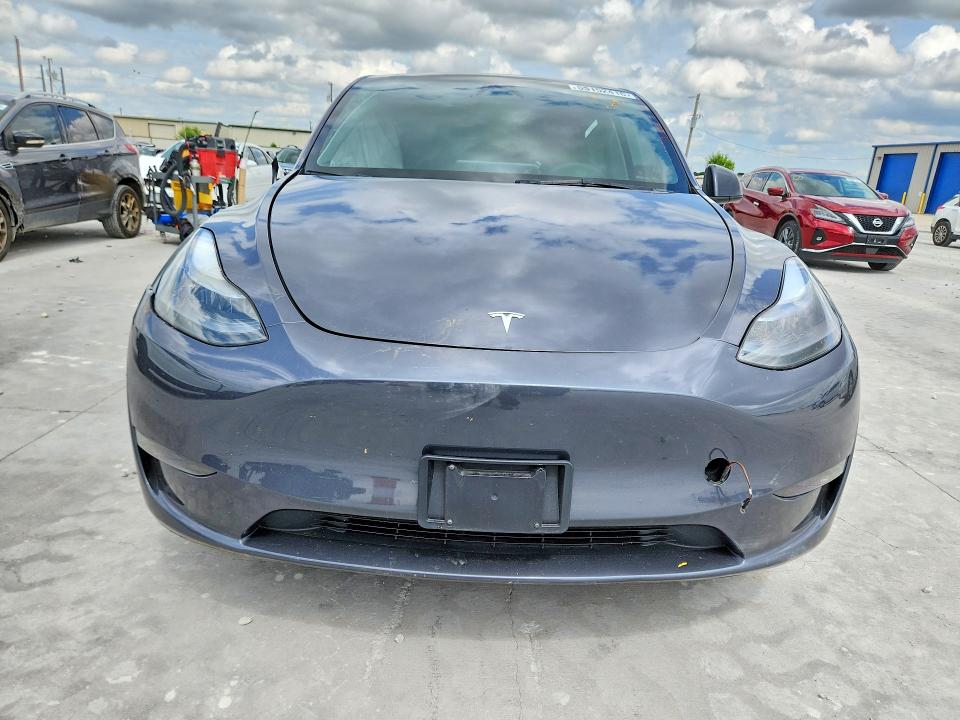 55152416 :رقم المزاد ، 7SAYGDEE5PF833902 vin ، 2023 Tesla Model Y مزاد بيع