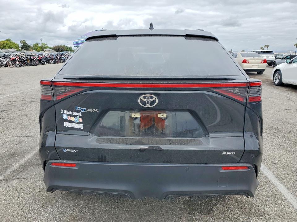 55435256 :رقم المزاد ، JTMABACA8RA081619 vin ، 2024 Toyota Bz4x مزاد بيع