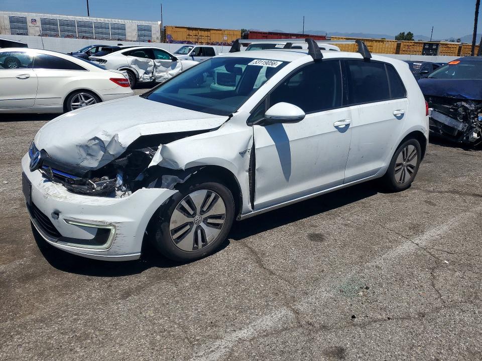 53119056 :رقم المزاد ، WVWKR7AU8HW950561 vin ، 2017 Volkswagen E-golf مزاد بيع