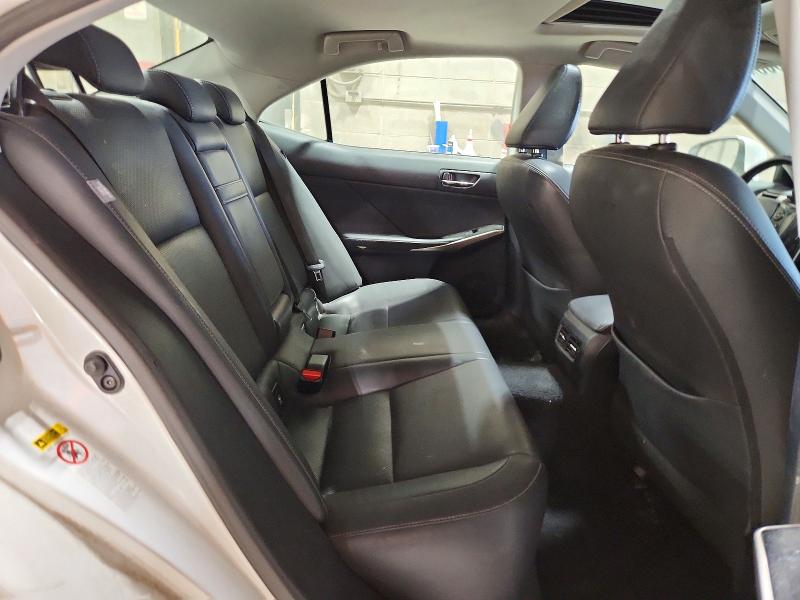 55180006 :رقم المزاد ، JTHCF1D27F5020950 vin ، 2015 Lexus Is مزاد بيع