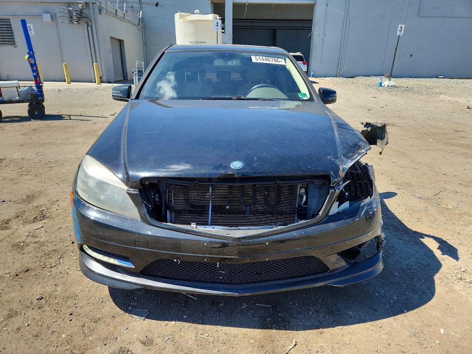 2011 Mercedes-benz C მანქანა იყიდება აუქციონზე, vin: WDDGF8BB8BR141705, აუქციონის ნომერი: 51446786