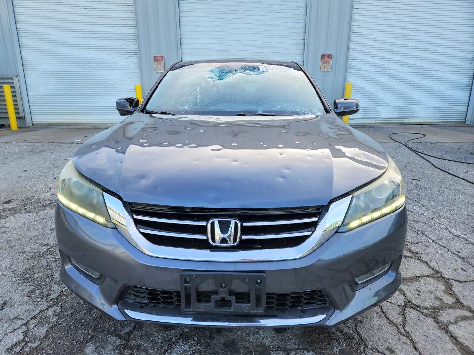 52355816 :رقم المزاد ، 1HGCR3F87DA046640 vin ، 2013 Honda Accord مزاد بيع