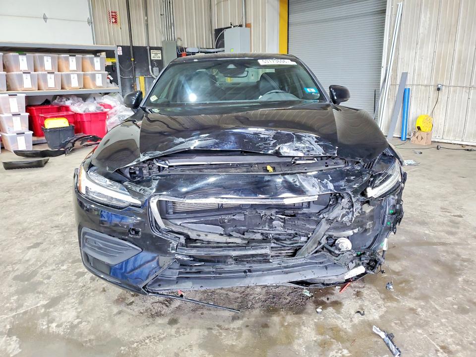 53173606 :رقم المزاد ، 7JRA22TKXLG066480 vin ، 2020 Volvo S60 مزاد بيع