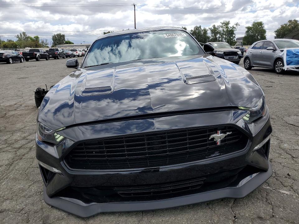 54962946 :رقم المزاد ، 1FA6P8CF0M5127222 vin ، 2021 Ford Mustang مزاد بيع