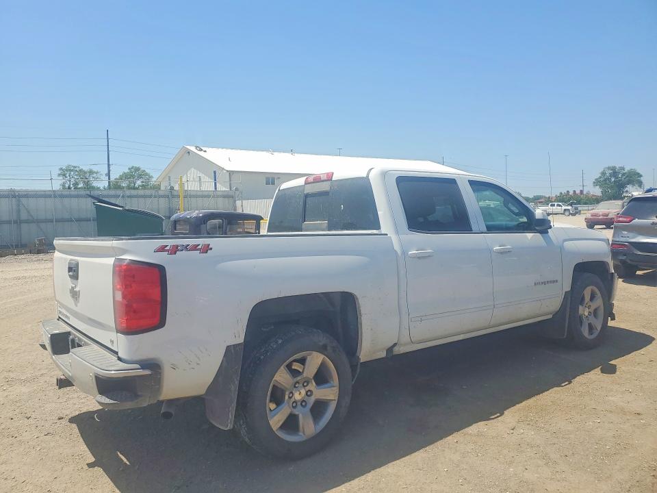 53411226 :رقم المزاد ، 3GCUKREC8JG215982 vin ، 2018 Chevrolet Silverado مزاد بيع